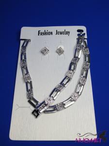 FJ0282White chain necklace and earrings jewelry