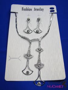 FJ0328White chain necklace and earrings jewelry